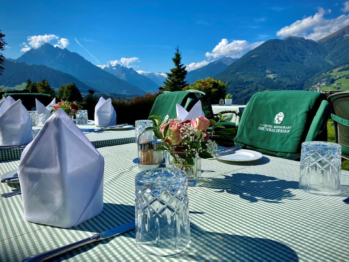 פטץ Hotel Restaurant Gruenwalderhof מראה חיצוני תמונה