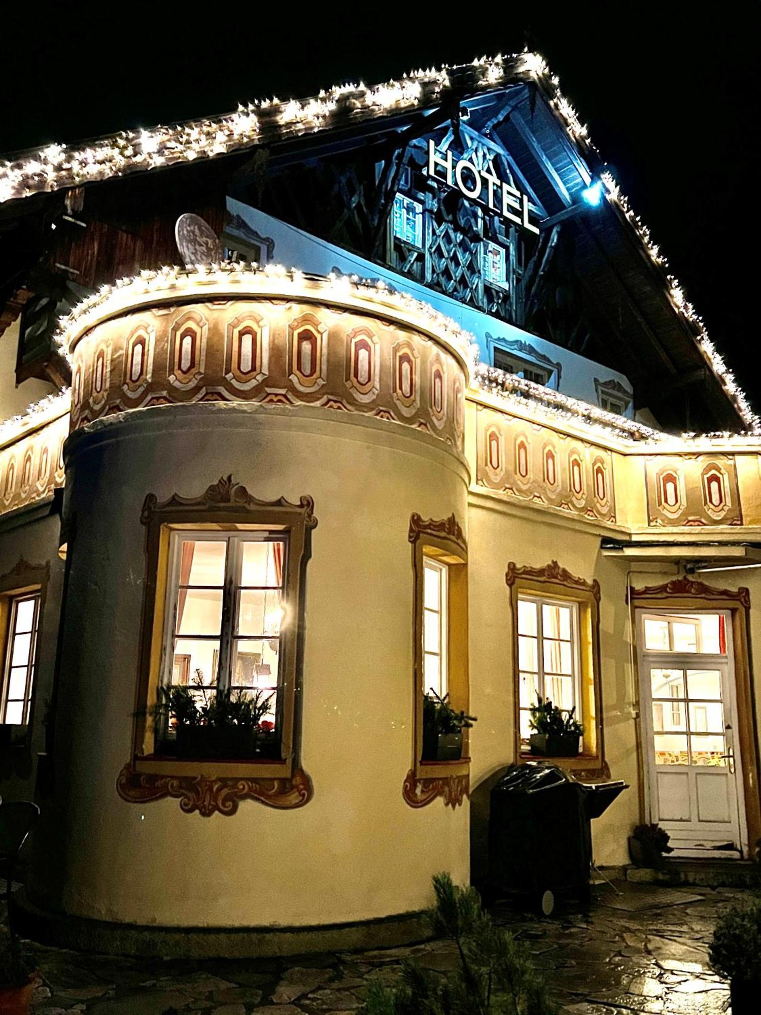 פטץ Hotel Restaurant Gruenwalderhof מראה חיצוני תמונה